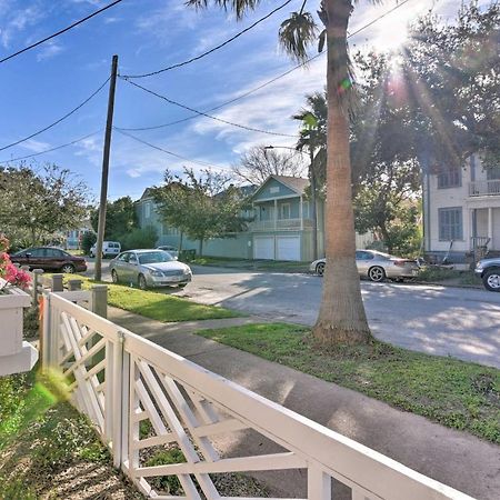 Bright Galveston Cottage Close To Beach And Strand Buitenkant foto