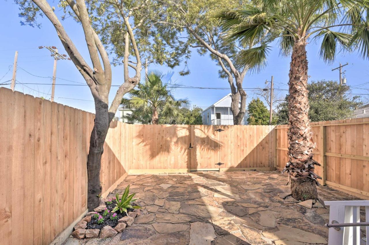 Bright Galveston Cottage Close To Beach And Strand Buitenkant foto